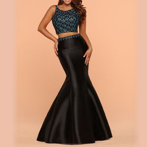 NWT 2-Piece Mermaid style Black Dress Size 6